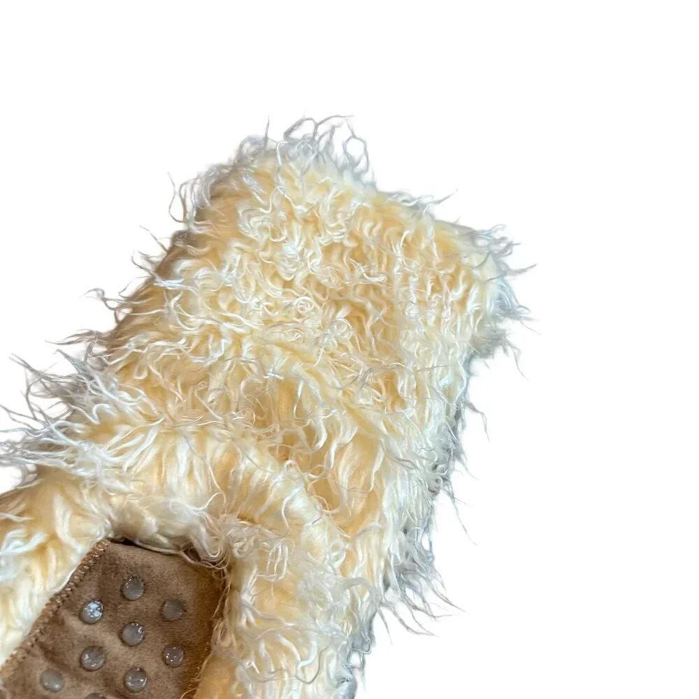 Oooh Geez! Women's Fuzzy White Llama Non-Skid Slipper Socks One Size Women's